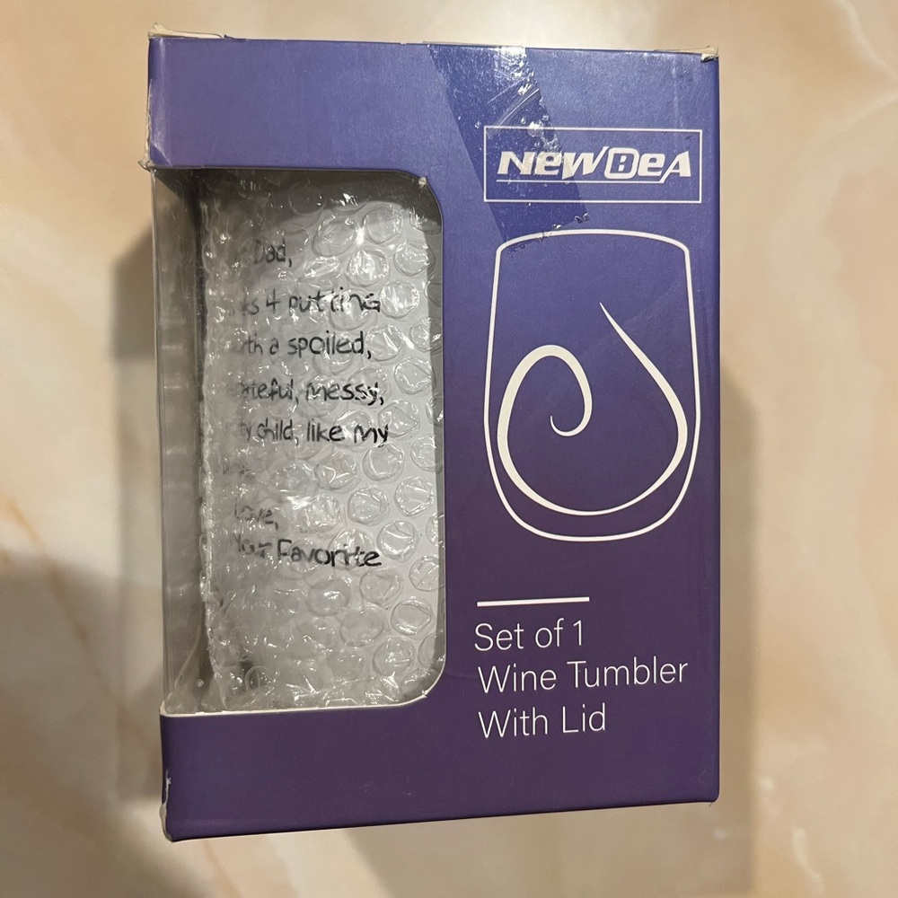 NIB Funny Father’s Day Dad Wine tumbler with lid